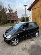 Mercedes-Benz Mercedes A190 Avantgarde mit TÜV bis 08/27 - Mercedes-Benz A 190 Gebrauchtwagen