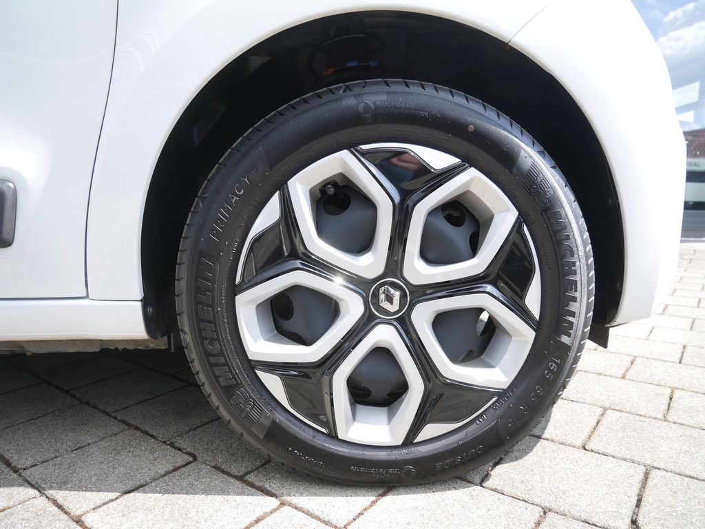 Fahrzeugabbildung Renault Twingo EQUILIBRE SCe 65