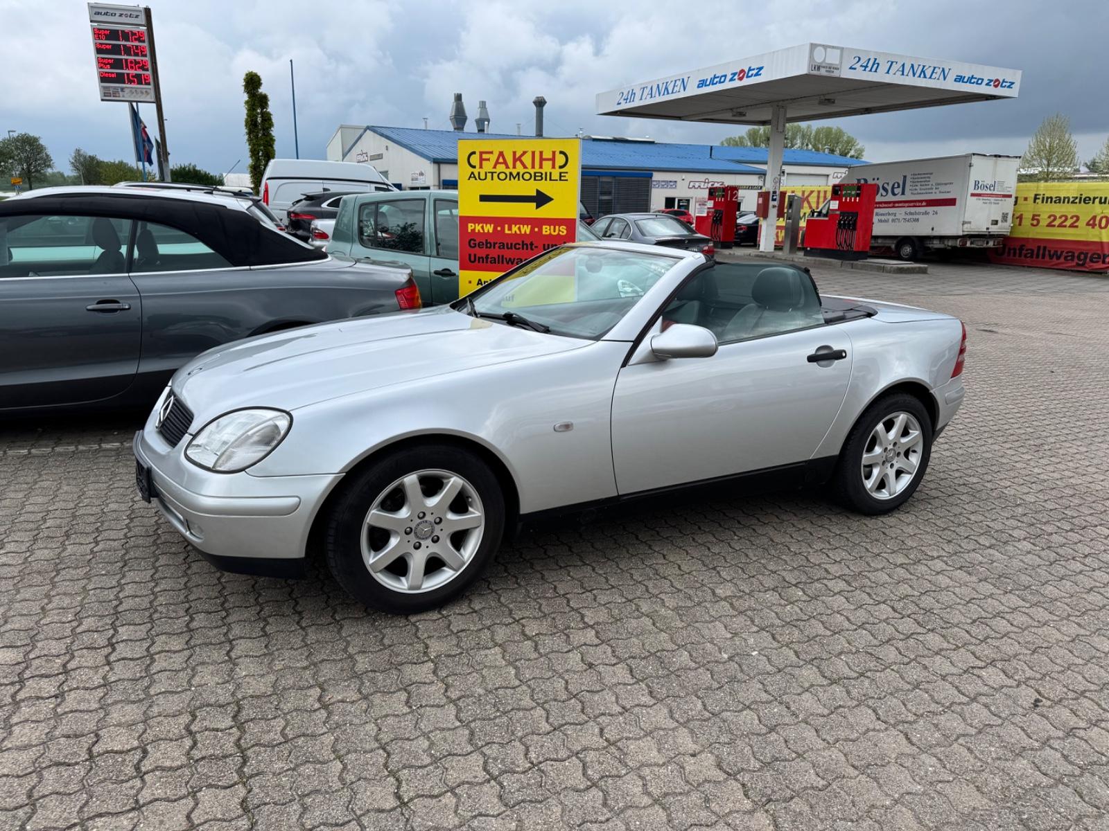Mercedes-Benz SLK 200
