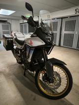 Honda Transalp 750 - HONDA TRANSALP