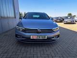 Volkswagen Passat 2.0 TDI Elegance MATRIX AHK NAVI EL.HECKK - Volkswagen Passat mit Diesel-Antrieb: Kombi, Automatik