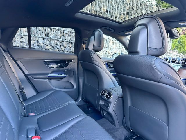 Mercedes-Benz GLC 300 – Bild 7
