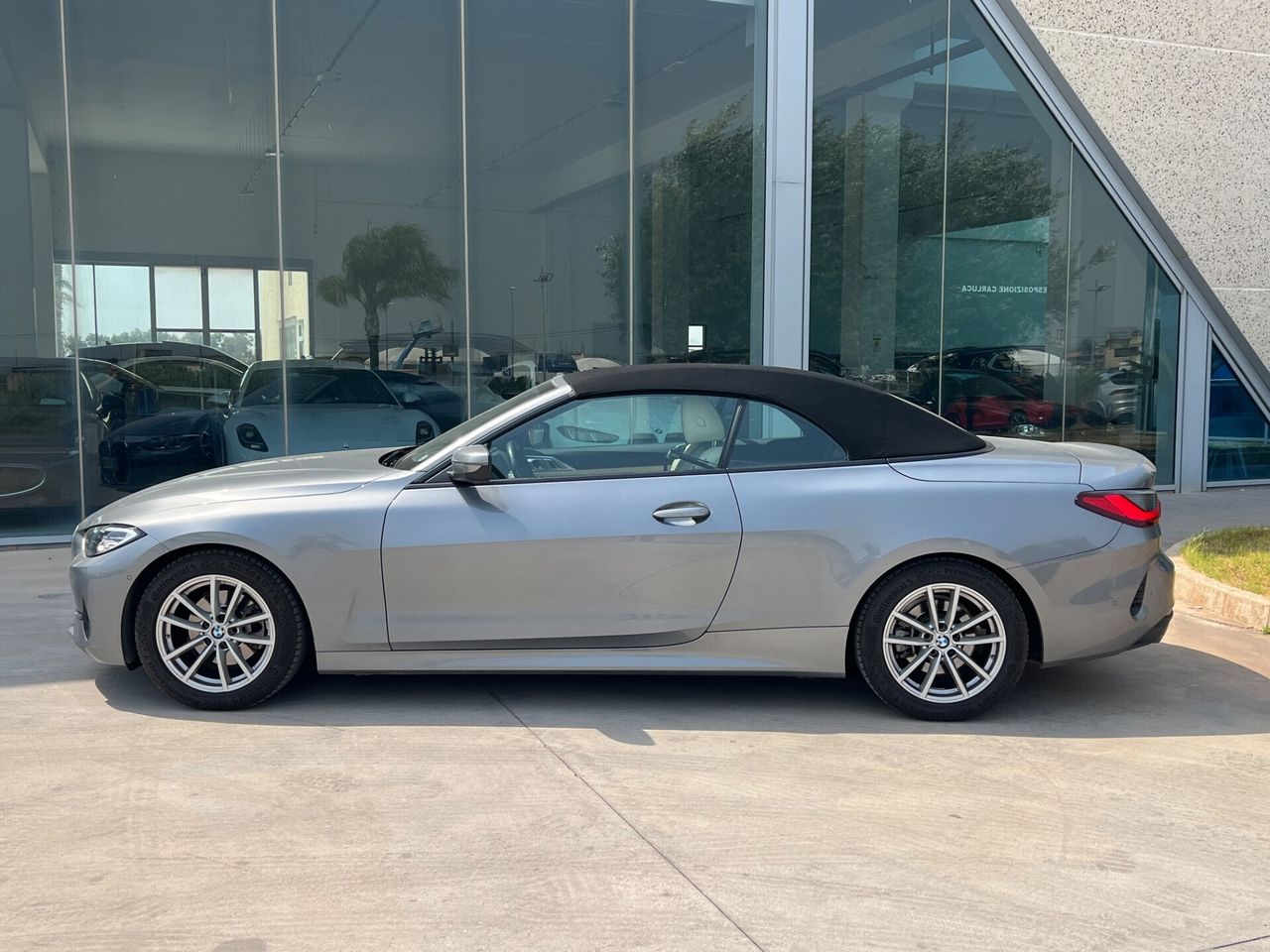 BMW Bmw 420i Cabrio Msport UNICO PROPRIETARIO - SUPE imagem 2