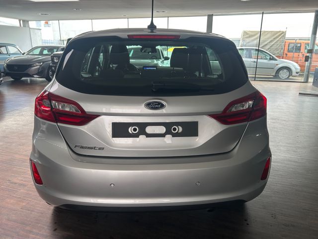 Fahrzeugabbildung Ford Fiesta Cool & Connect*1.Hd.*Winterpaket