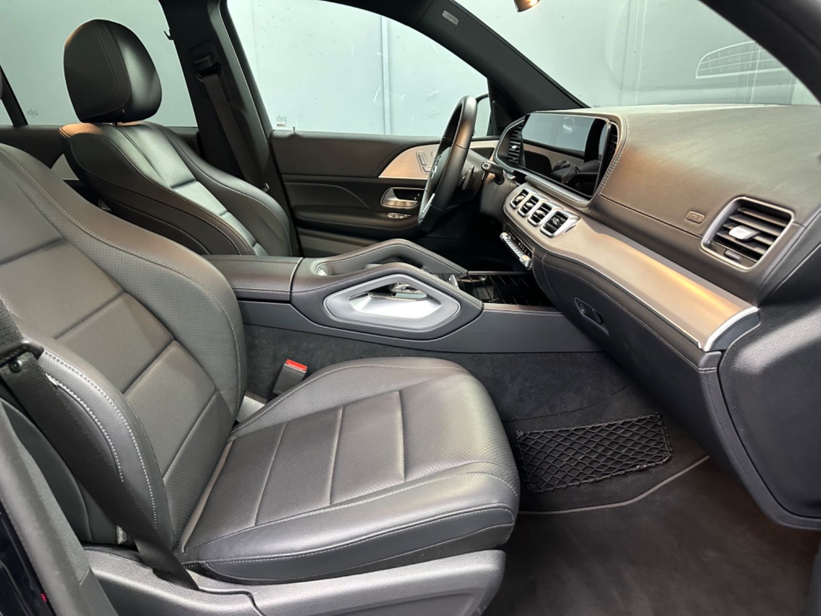 Fahrzeugabbildung Mercedes-Benz GLE 350 de 4MATIC*WIDESC*PANO*360*DISTRO+*