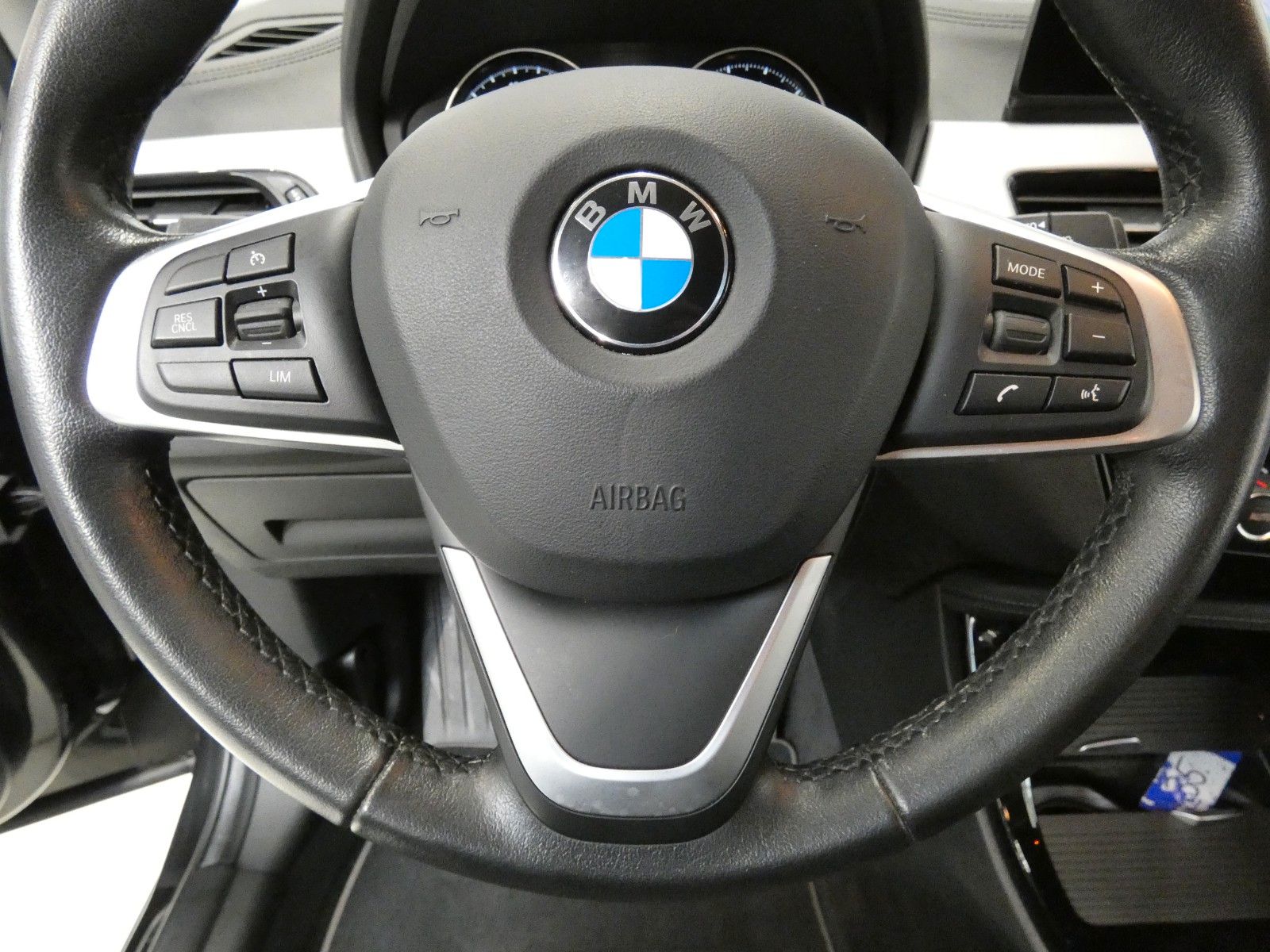 BMW X2 sDrive 18 i Advantage*Navi*HUD*Parktronic foto 20