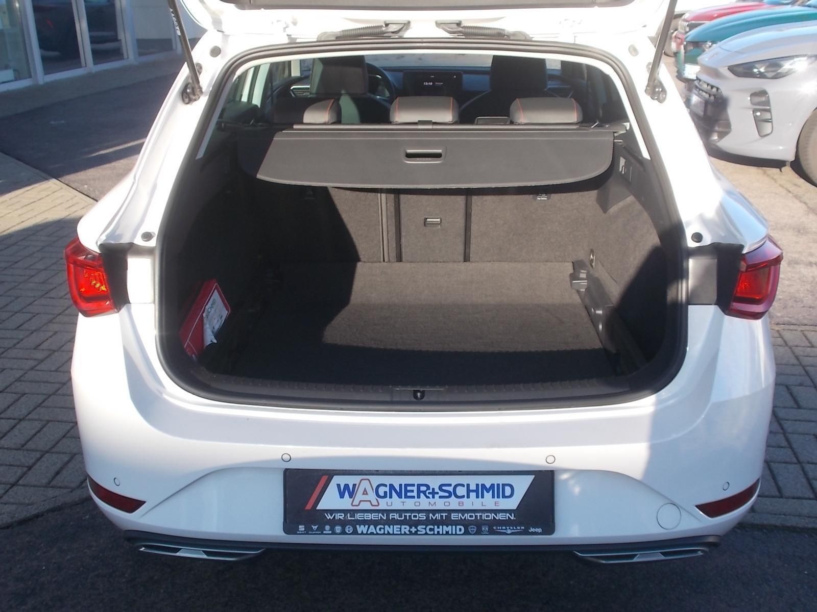 Fahrzeugabbildung SEAT Leon Sportstourer 2.0 TDI FR