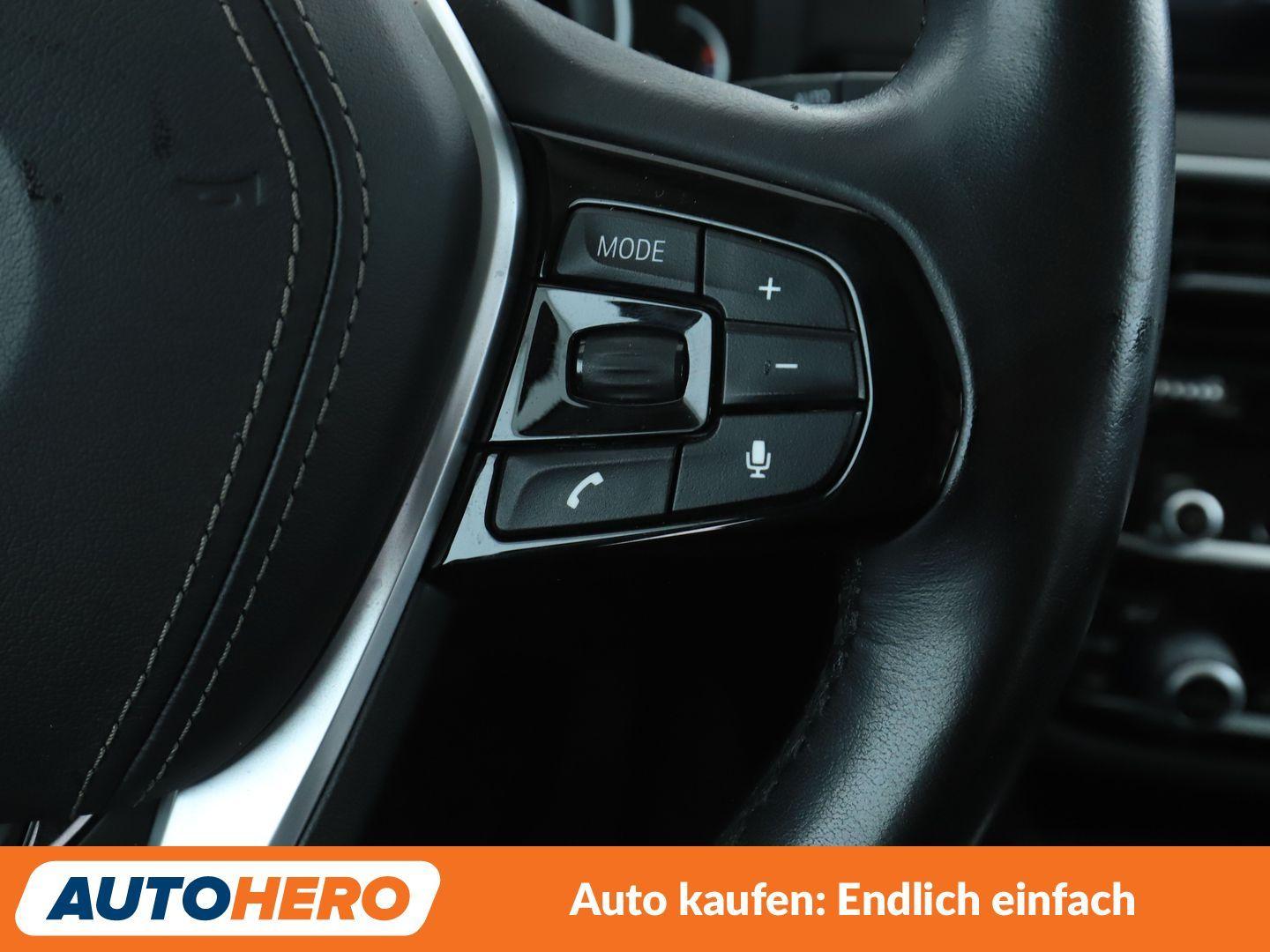 BMW 520d Luxury Line Aut.*NAVI*LED*HUD*PDC*360°