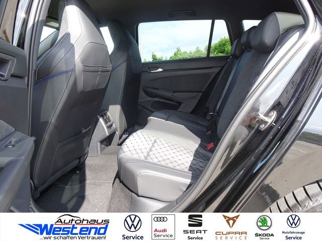 Fahrzeugabbildung Volkswagen Golf Var. R-Line 1.5l TSI 110kW DSG LED Navi