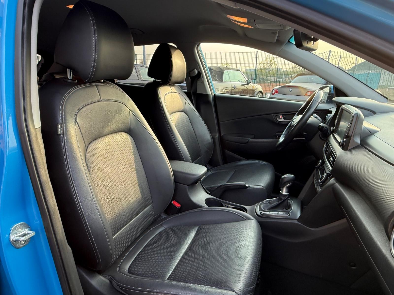 Hyundai Kona Premium 2WD