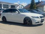 BMW 320i*M-PAKET*PANO*M-TECHNIC*AHK - BMW 3er Reihe: Kombi, M Paket
