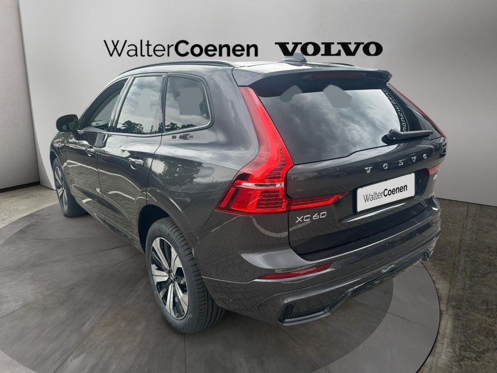 VOLVO XC60 T6 AWD Plug-in Hybrid Plus Dark VOLVO XC60 T6 AWD Plug-in Hybrid Plus Dark