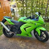 Kawasaki Ninja 250 R - KAWASAKI NINJA 250R