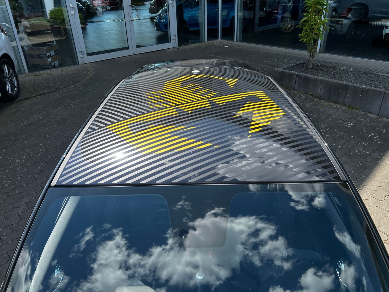 Fahrzeugabbildung Abarth 695 75 Anniversario BEATS Full Link KLIMA NAVI