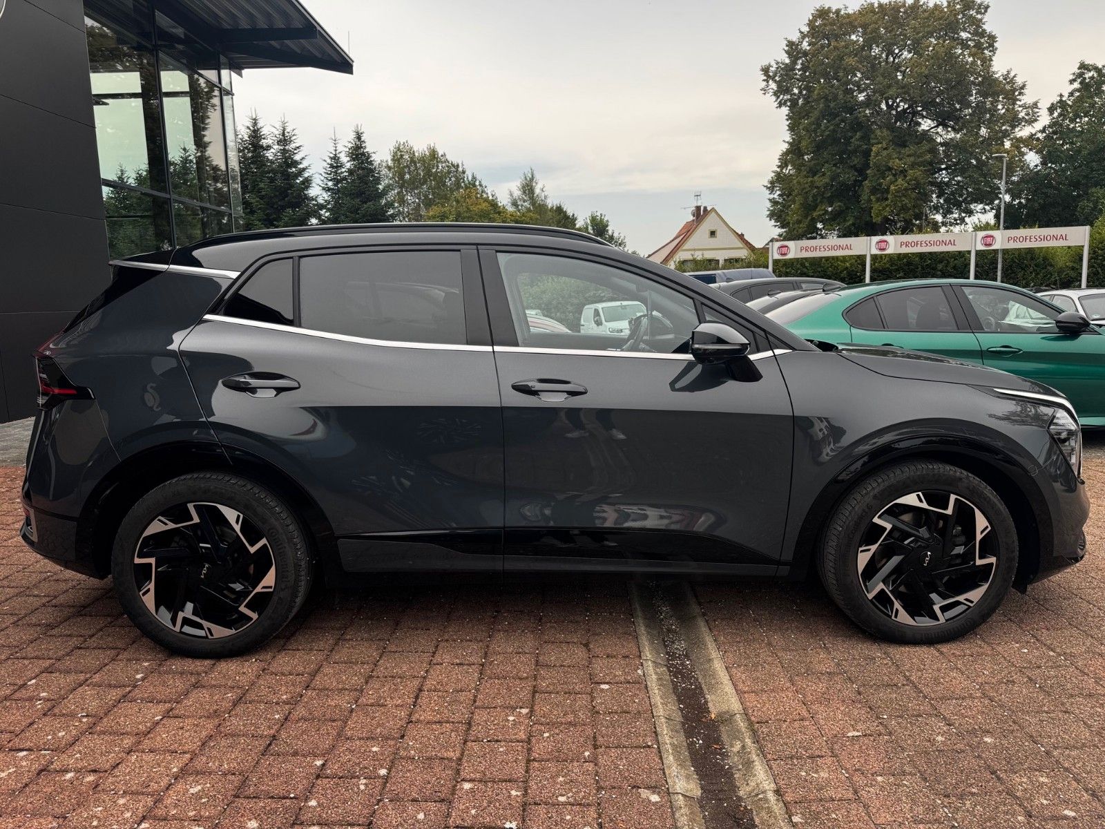 Fahrzeugabbildung Kia Sportage GT Line 180PS AWD GD SD DRIVE SO / VOLL