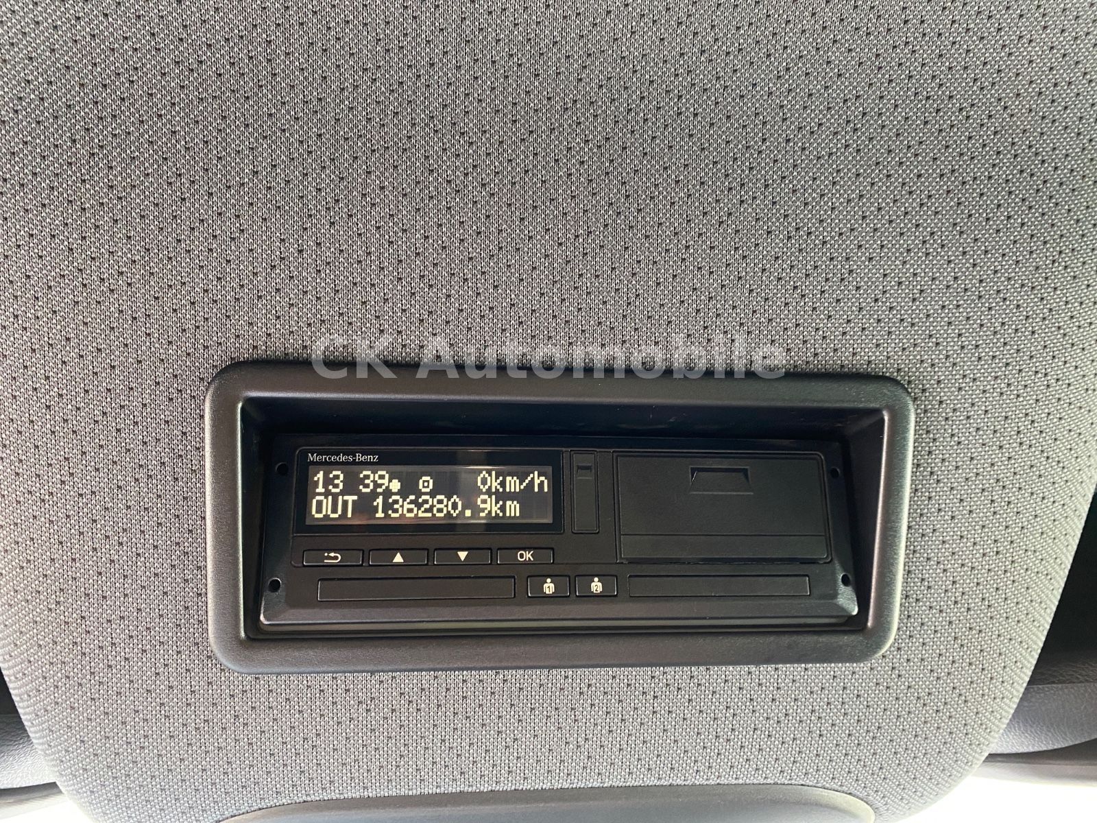 Fahrzeugabbildung Mercedes-Benz Sprinter III Mixto 319CDI Autom./5 Sitze/Navi