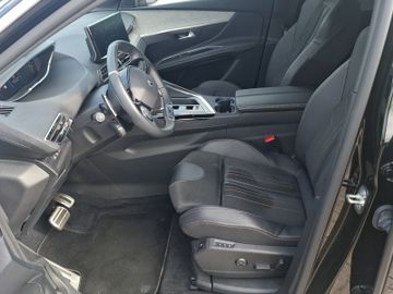 Peugeot 3008 GT 1.2 136 Kam.+KeyLess+LED+Navi+SHZ+ACC