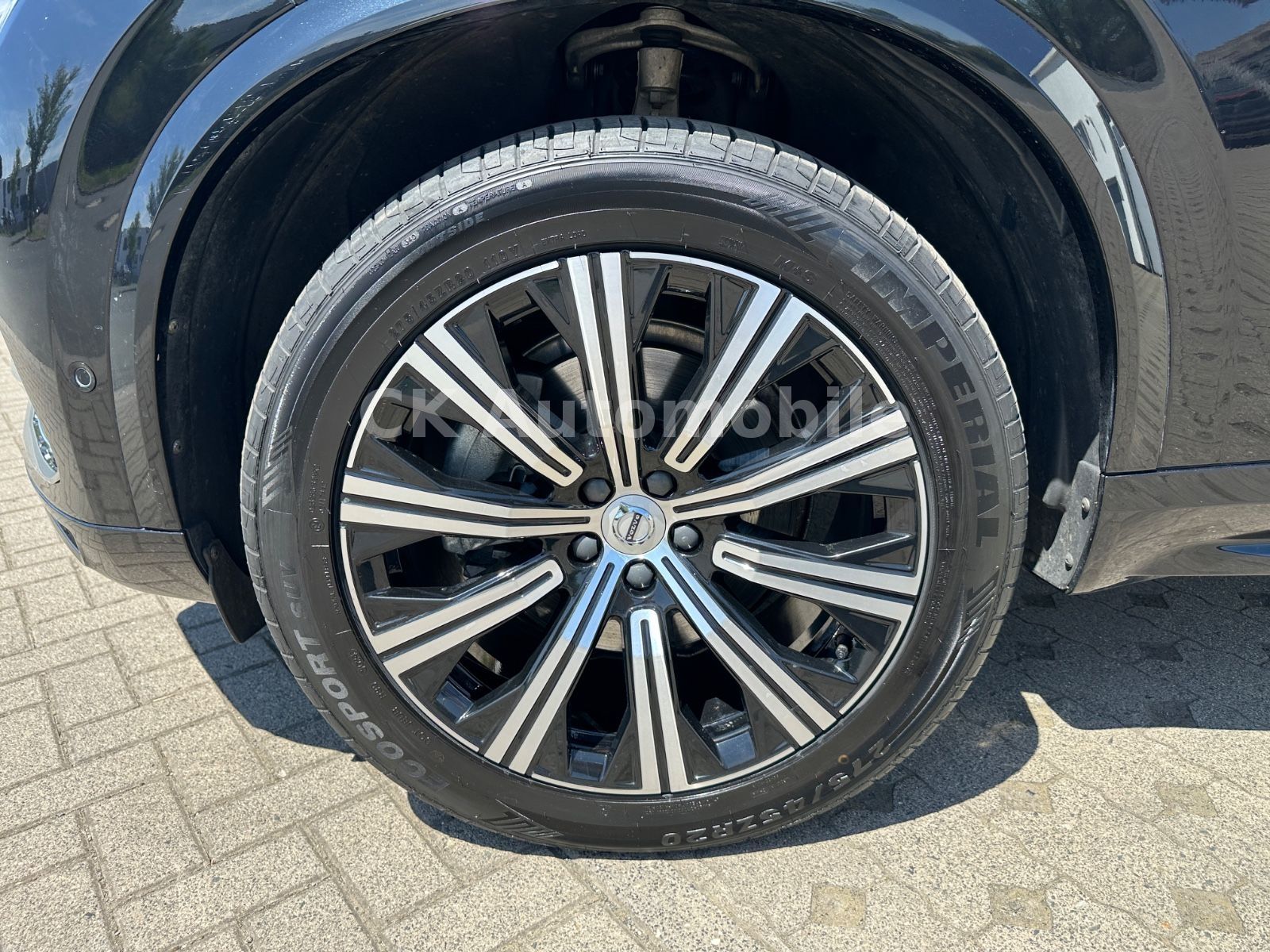 Fahrzeugabbildung Volvo XC90 B5 Plus Bright AWD 7Sitze/Navi/Pano/360°Kam