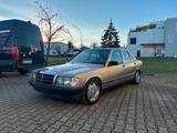 Mercedes-Benz Mercedes W201 190D 2,5D - Mercedes-Benz 190 aus 1986 mit Diesel-Antrieb