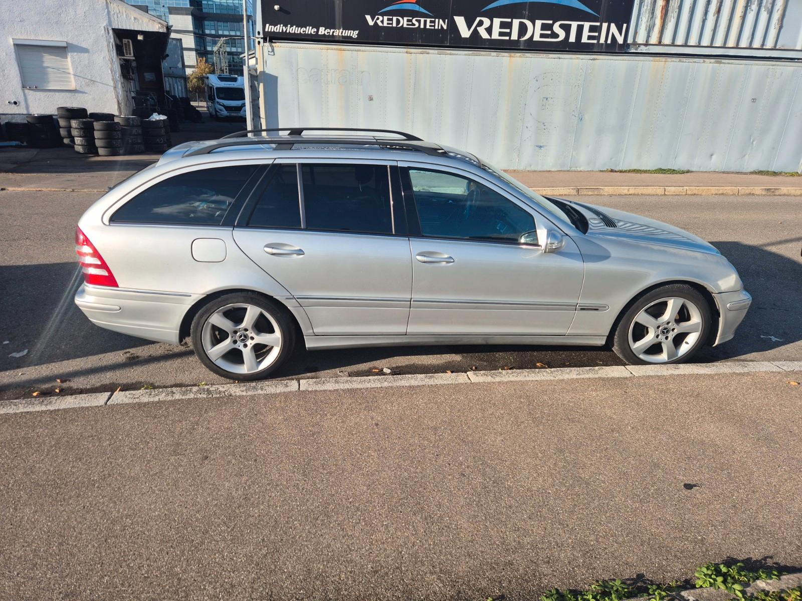 Mercedes-Benz C220 2007 — engine 2.148 cm³, 170 HP (125kW)