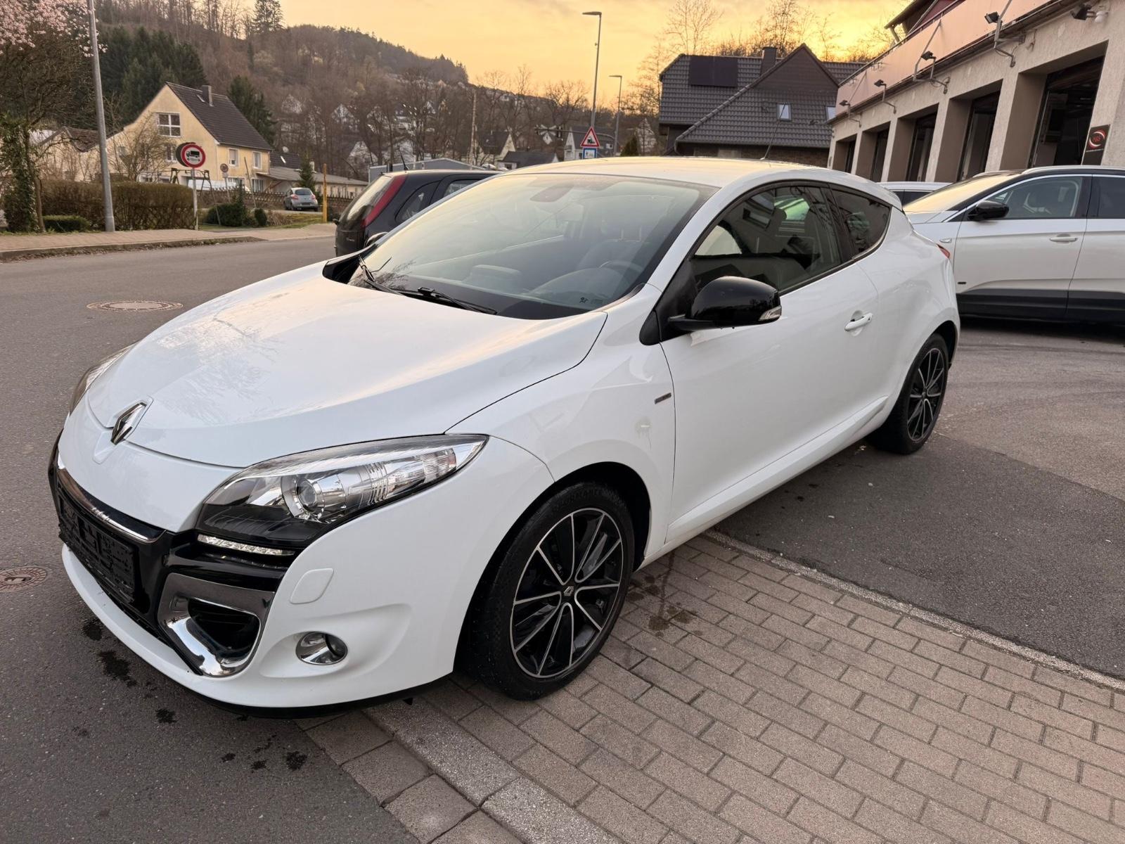 Renault Megane III Coupe BOSE Edition