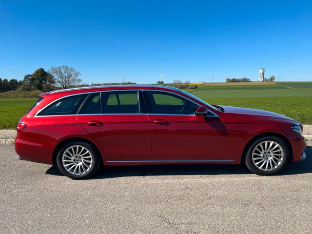 MERCEDES-BENZ E 220 d T 9G-Tronic Avantgarde, 8fach bereift