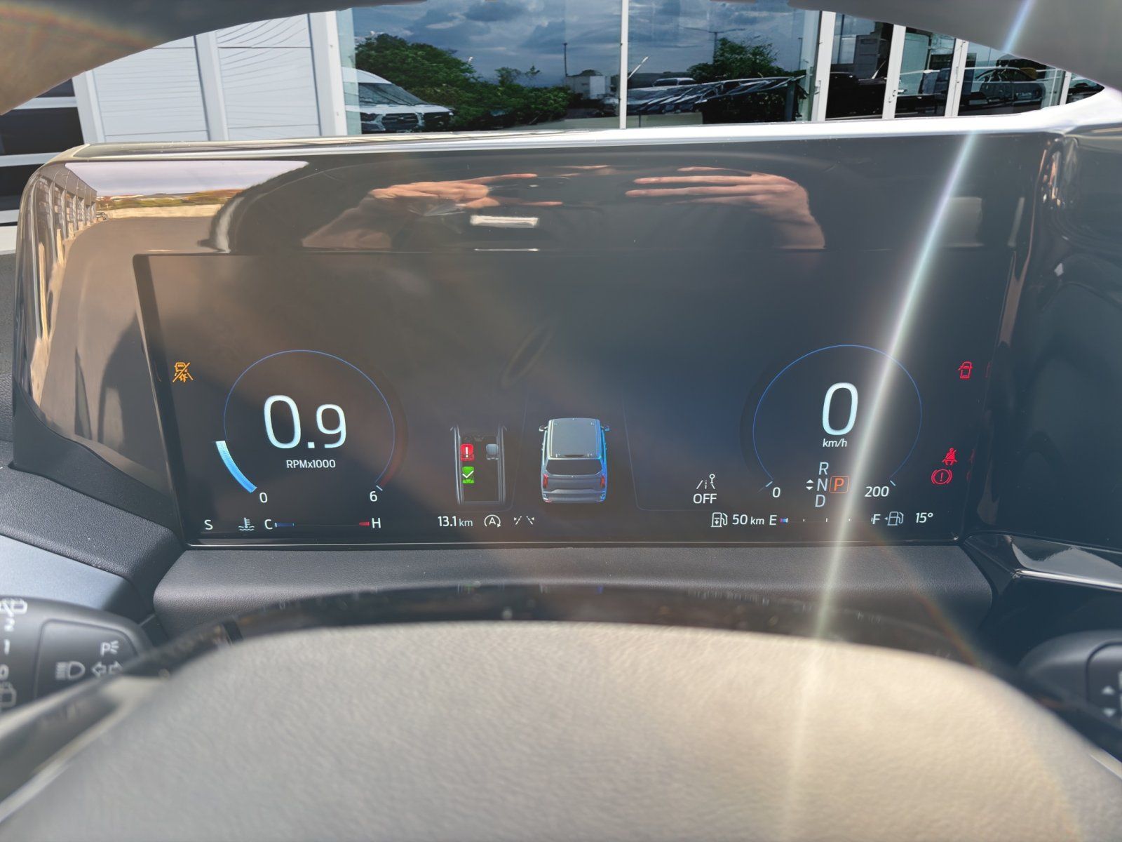 Fahrzeugabbildung Ford Tourneo Custom 320 L2 Tourneo Titanium FWD