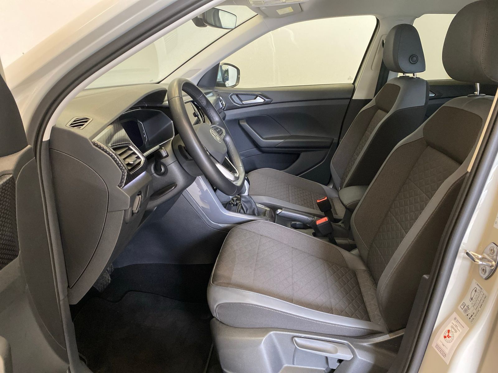 Volkswagen T-Cross - Bild 5