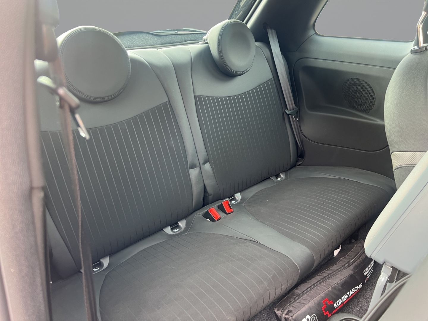 Fahrzeugabbildung Fiat 500 RockStar 0.9 TwinAir EU6d-T Sportpaket Panor