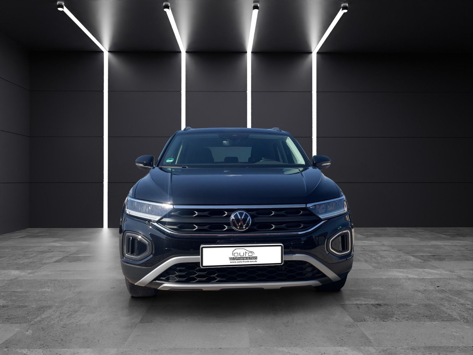 Fahrzeugabbildung Volkswagen T-Roc Life *PDC*CarPlay*LED*SitzHZ*Klima*