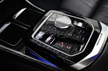 BMW 740 - 11