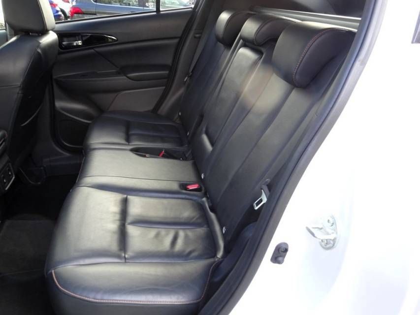 Fahrzeugabbildung Mitsubishi Eclipse Cross  1.5 T-MIVEC Top AHK