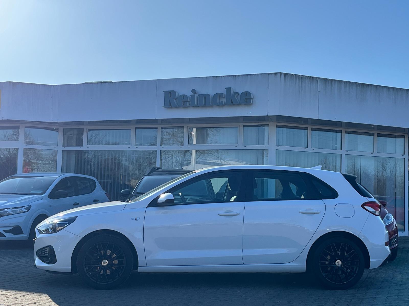 Hyundai i30 110PS 5Trg KlimTempPDCAluAllwetter