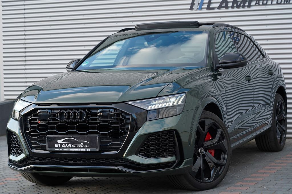 Audi RSQ8