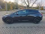Opel Astra J GTC OPC Line | Vollausstattung - Opel Astra mit Diesel-Antrieb: Sportwagen