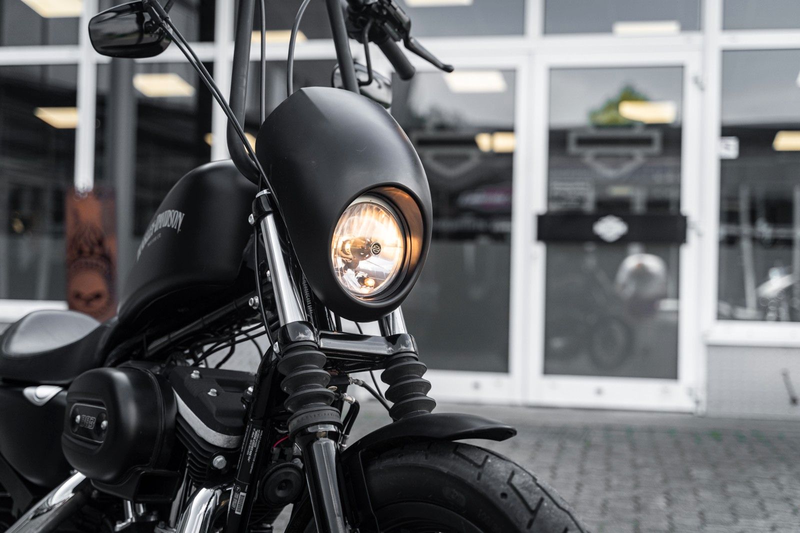 Fahrzeugabbildung Harley-Davidson XL883N IRON SPORTSTER - APE-Lenker