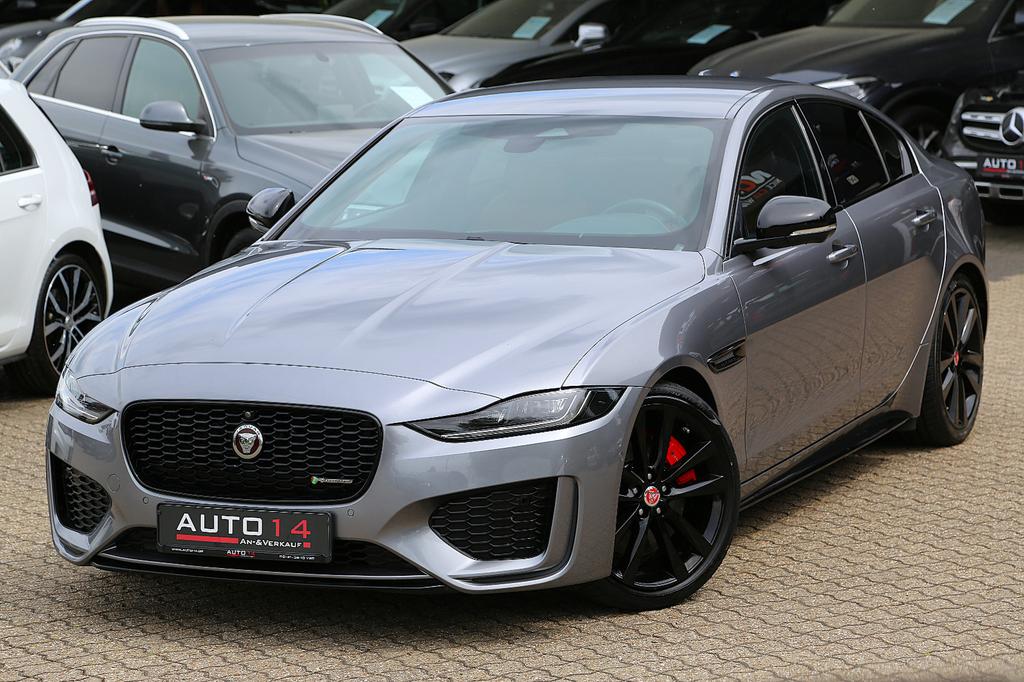 Jaguar XE