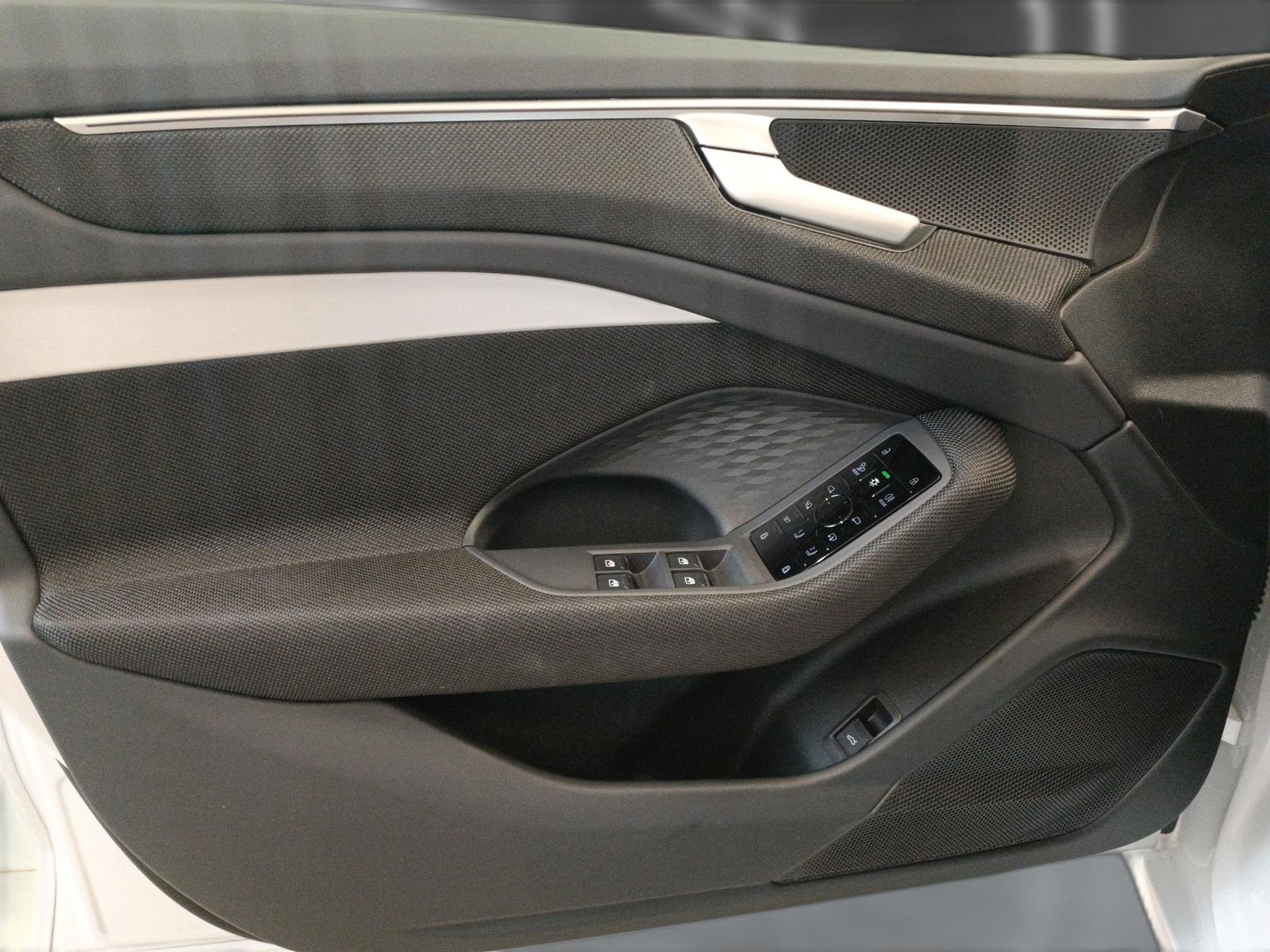 Audi A6 - Bild 17