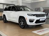 Jeep Grand Cherokee Summit Reserve Plug-In-Hybrid 4xe - Jeep Grand Cherokee: Summit Reserve