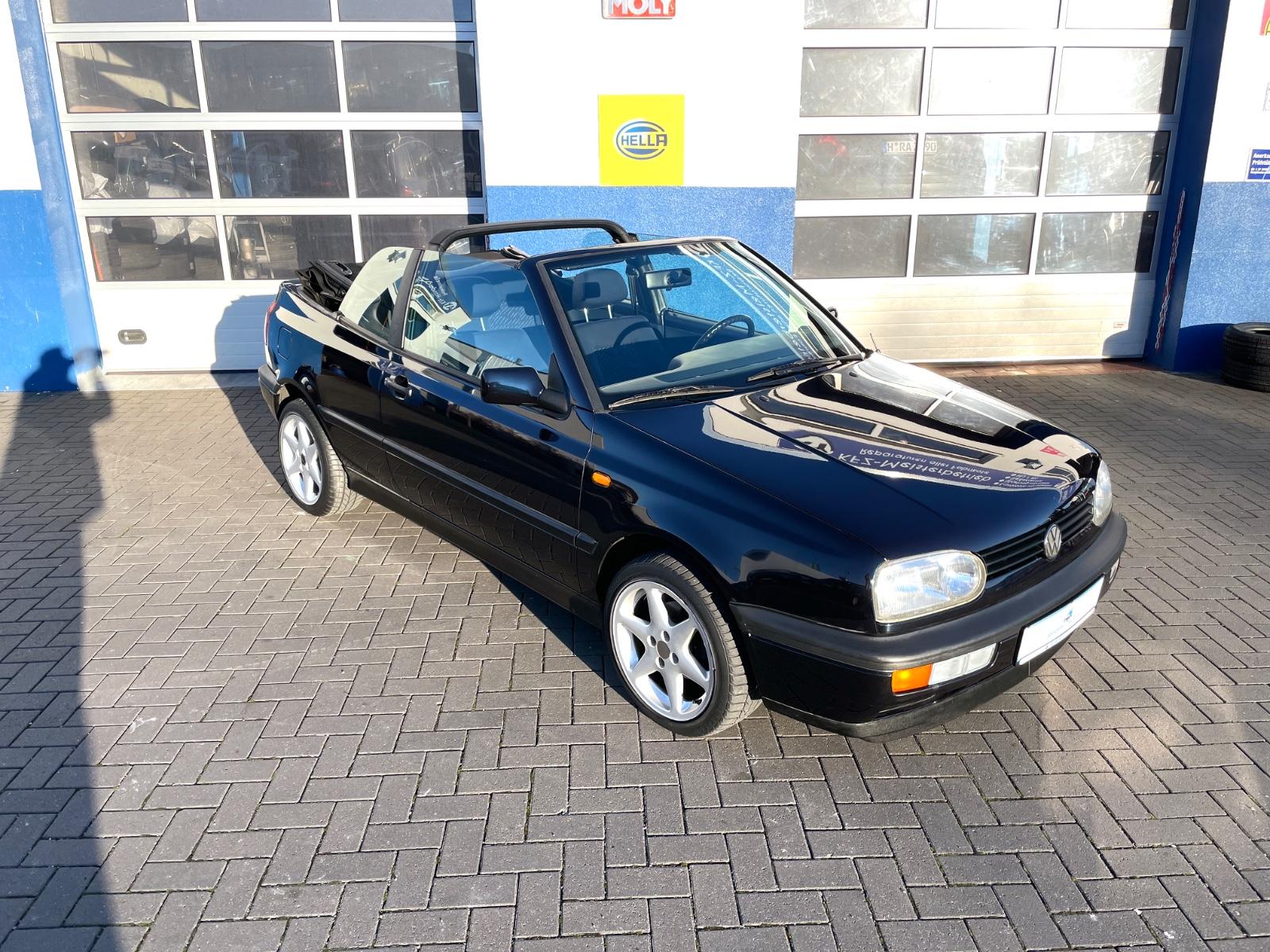 Volkswagen Golf  III Cabriolet Automatik / SHZ / KARMANN /+