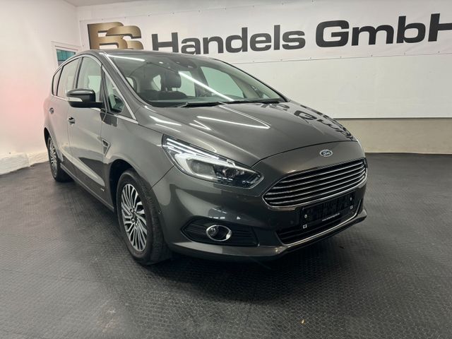 Ford S-MAX Titanium AWD*AHK*LEDER*LED*PANO*