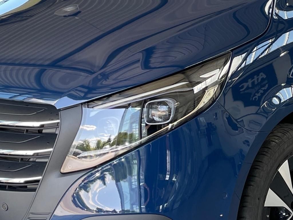 Fahrzeugabbildung Mercedes-Benz Vito 119 CDI AHK AUT Navi STH SHZ Allrad 8 Sitze