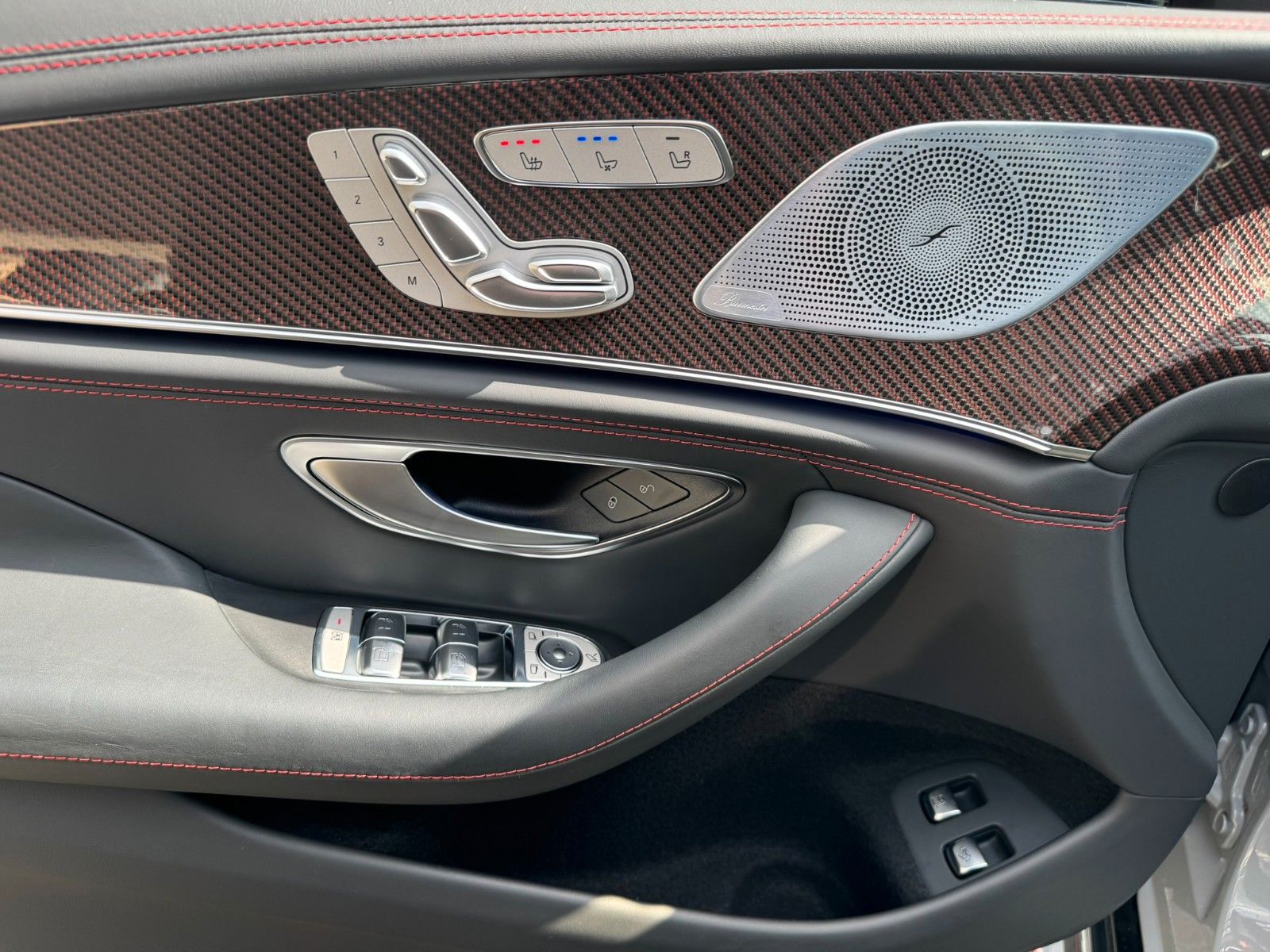 Fahrzeugabbildung Mercedes-Benz 63 S E Performance F1 Edition Keramik VOLL