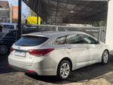 Hyundai i40 cw blue Classic 1.7l*KLIMA*TÜV 02/2027*PDC* - Hyundai i40 aus 2016