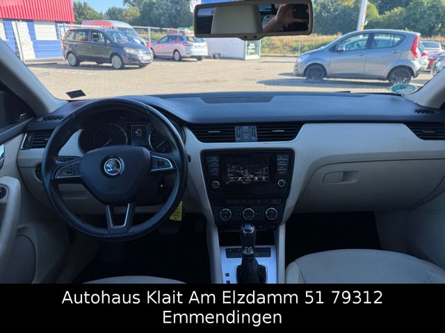 Fahrzeugabbildung Skoda Octavia 1.6 TDI DSG Green tec Elegance Combi