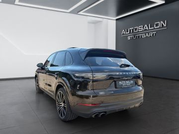 Porsche Cayenne - 3