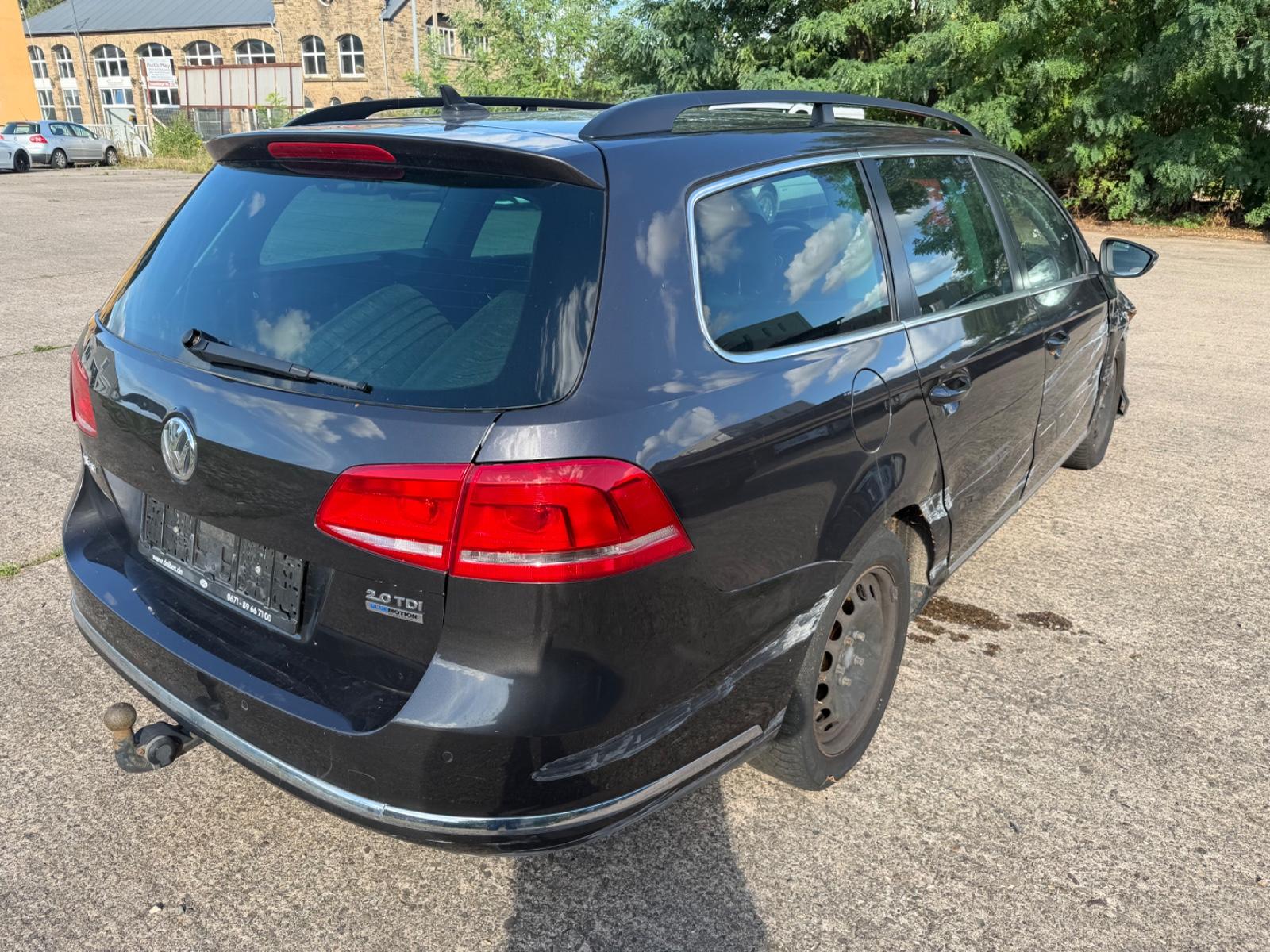 Volkswagen Passat 2011 — engine 1.968 cm³, 140 HP (103kW)