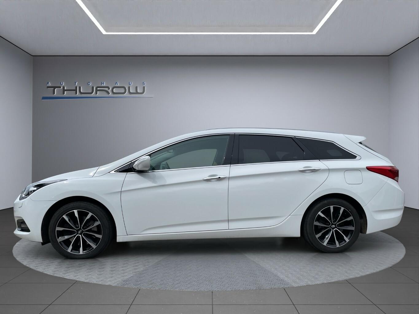 Hyundai i40 CW Family Plus AHK Bixenon Navi LM