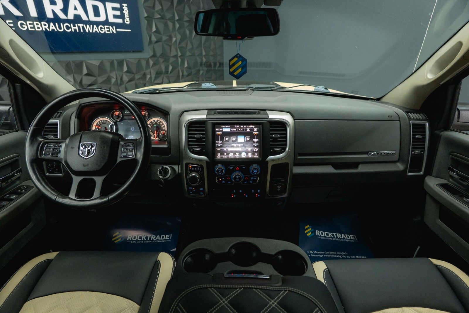 Fahrzeugabbildung Dodge RAM 5.7 V8 HEMI 4x4 PUNISHER OFFROAD RAPTOR LACK