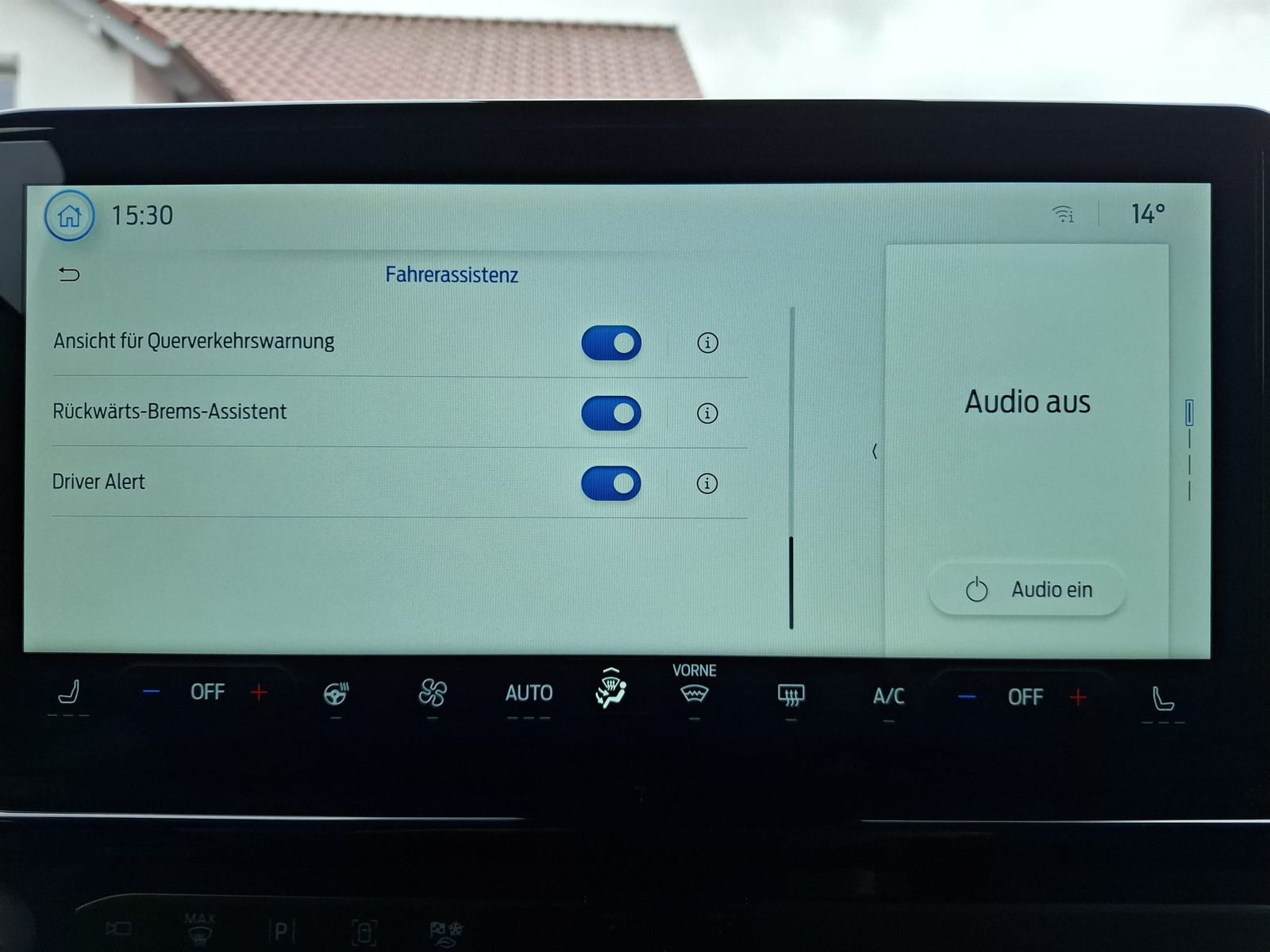 Fahrzeugabbildung Ford Tourneo Custom L1 Titanium X MATRIX*STANDH.*AHK